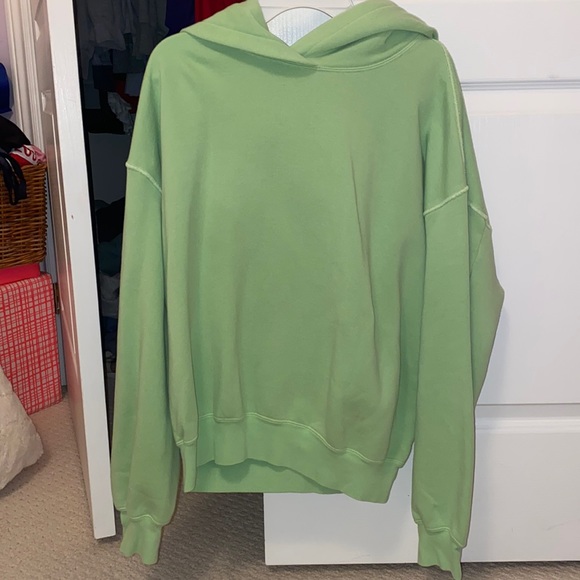 Aritzia Wilfred Free sweatshirt - Picture 1 of 3